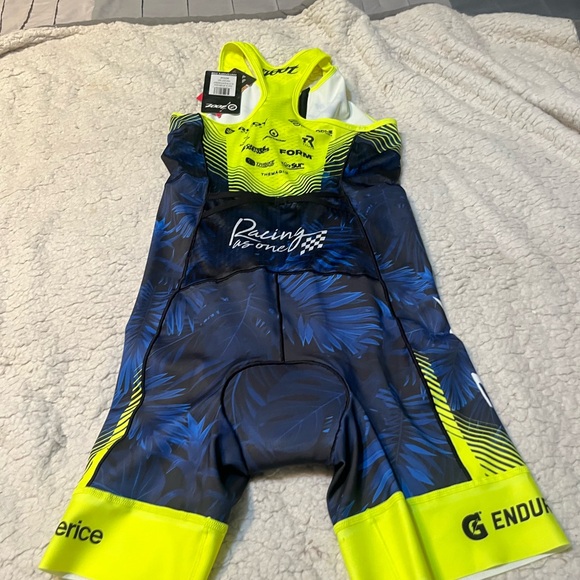 Team Zoot Women’s Tri Suit size M - Neon Yellow and Navy. New with tags. - Picture 4 of 5
